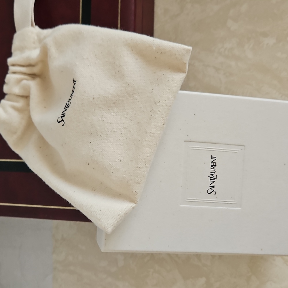 Saint Laurent Box & Dust Bag. - Picture 5 of 8